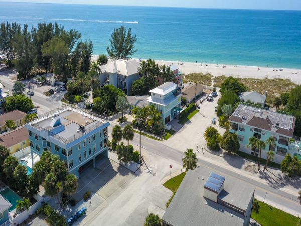 Anna Maria Island Beachfront Condo - 2BR Vacation Rental with Pool