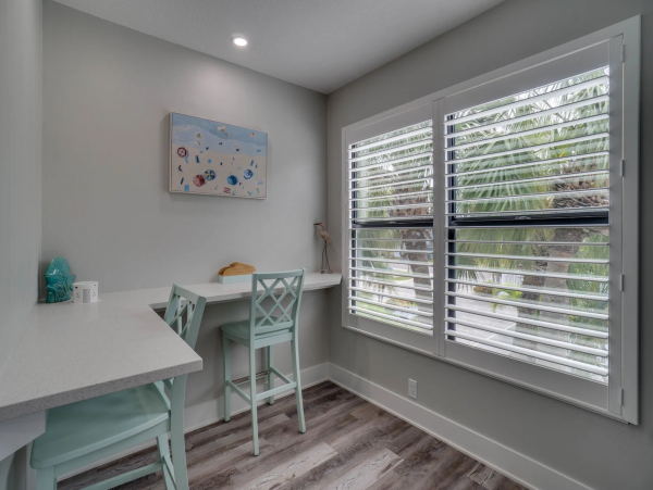 Anna Maria Island Beachfront Condo - 2BR Vacation Rental with Pool
