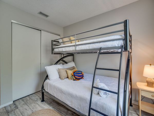 Anna Maria Island Holmes Beach Condo 1022579