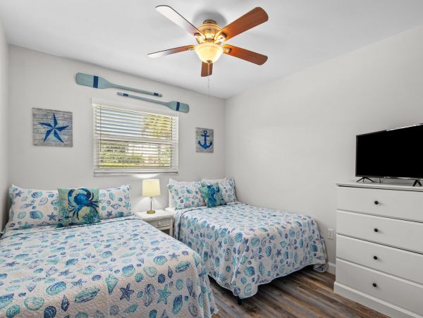 2 Blocks to Beach Vacation Rental in Anna Maria Island