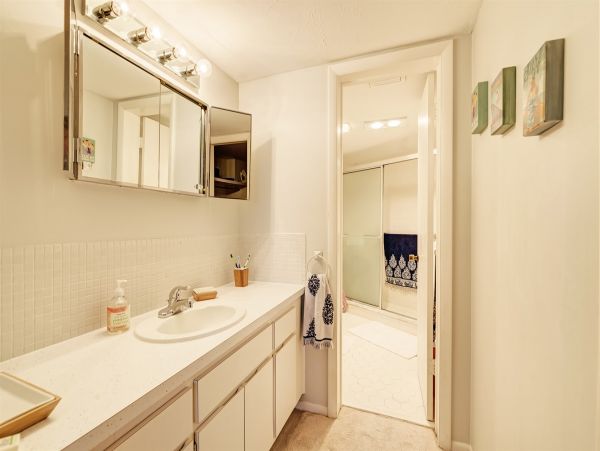 Lido Key Vacation Rental - Sarasota Beach Condo with Gulf Views & Pool