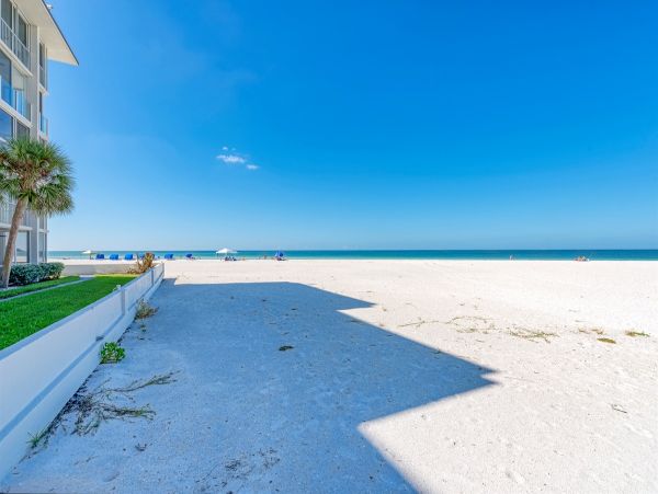 Lido Key Vacation Rental - Sarasota Beach Condo with Gulf Views & Pool