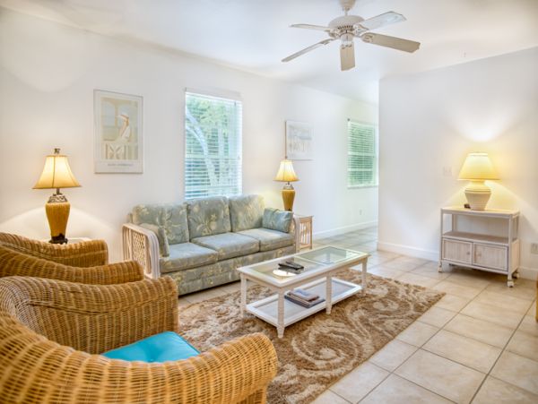 Captiva Vacation Cottage with Boat Dock