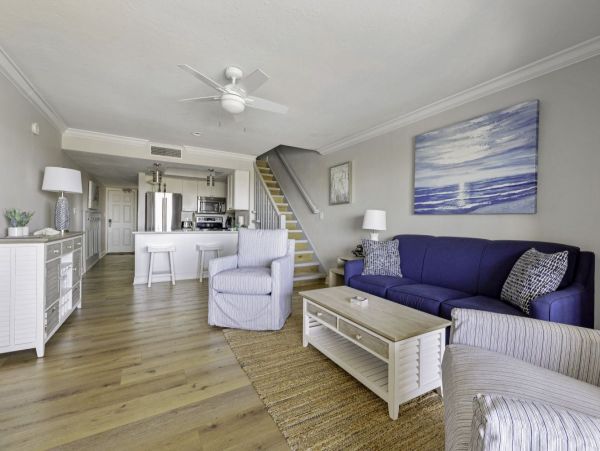 Captiva Three Bedroom Vacation Townhome Close to Beach