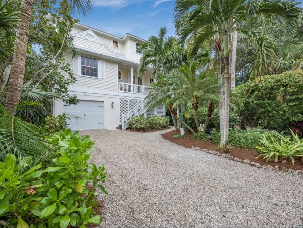 Captiva Island Vacation Rental - Luxury Beach House with Pool & Spa for 14 Guests