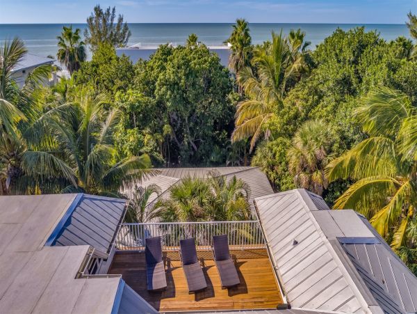 Captiva Island Vacation Rental - Luxury Beach House with Pool & Spa for 14 Guests