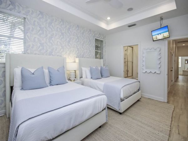 Captiva Island Vacation Rental - Luxury Beach House with Pool & Spa for 14 Guests