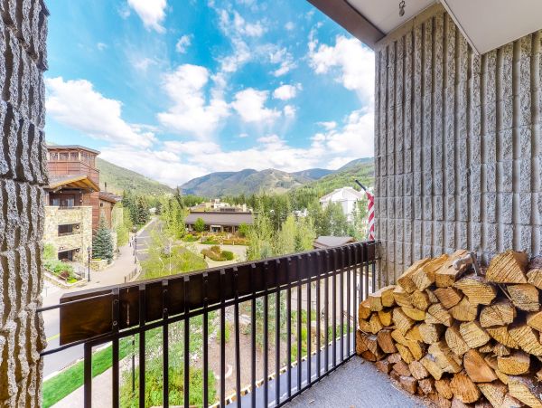 Vail Lionshead Home 1022597