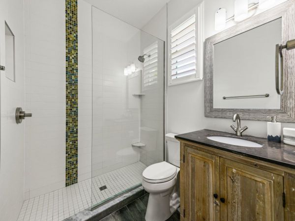 Luxury Siesta Key Vacation Rental with Pool & Guest House