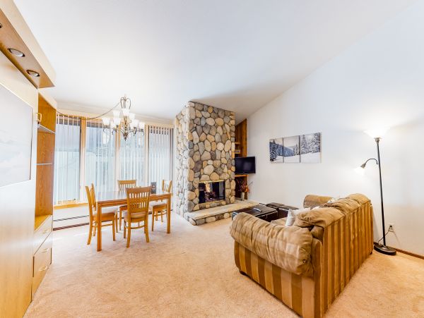 Vail Lionshead Home 1022600