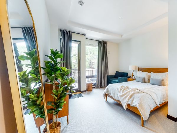 Vail Lionshead Home 1022601