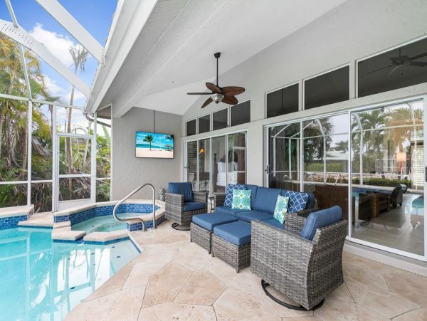 Marco Island 3 Bedroom House with Pool & Canal View