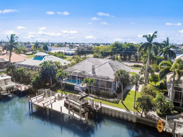 Marco Island 3 Bedroom House with Pool & Canal View