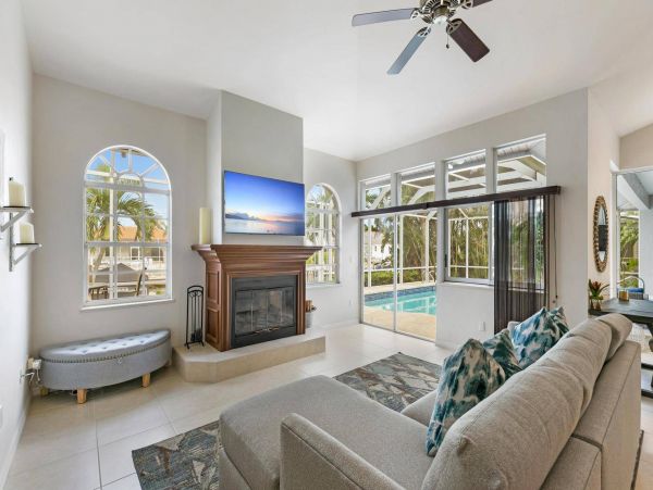 Marco Island 3 Bedroom House with Pool & Canal View