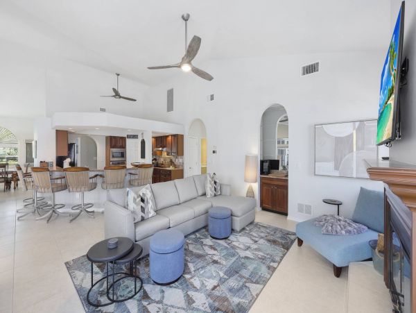 Marco Island 3 Bedroom House with Pool & Canal View