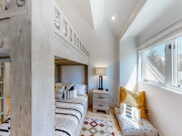 Vail Lionshead Home 1022609
