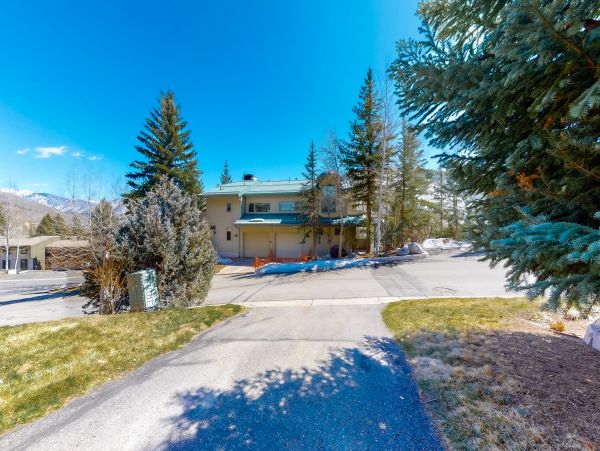 Vail Lionshead Home 1022609