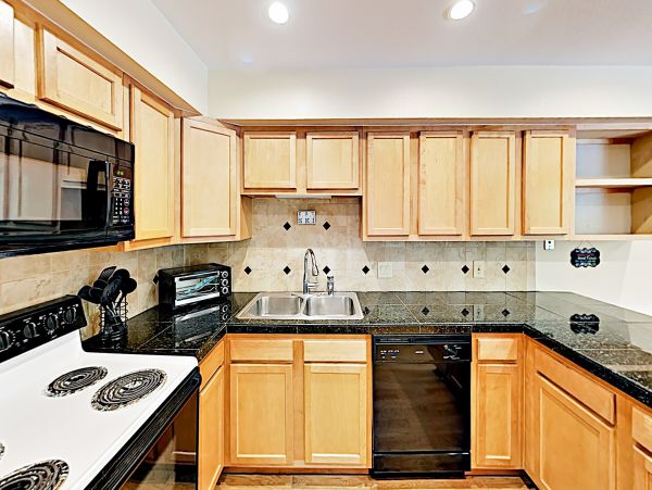 Vail Lionshead Home 1022610