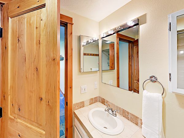 Vail Lionshead Home 1022610