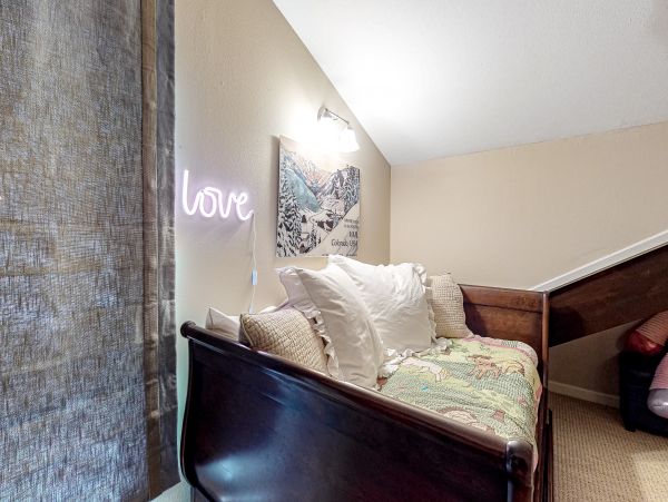 Vail Lionshead Home 1022616