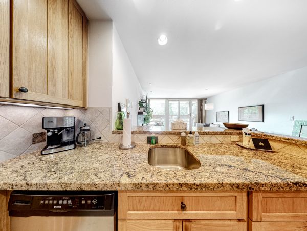 Mountain Vacation Rental with 2 Bedrooms in Vail