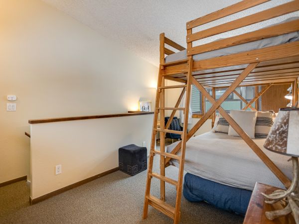 Vail Lionshead Home 1022624