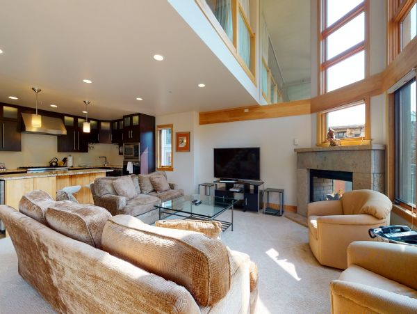 Vail Lionshead Home 1022625