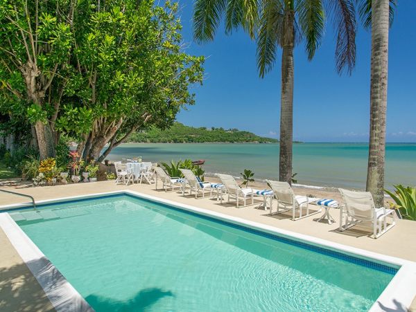 Luxury Oceanfront Jamaica Villa Four Bedroom Private Pool