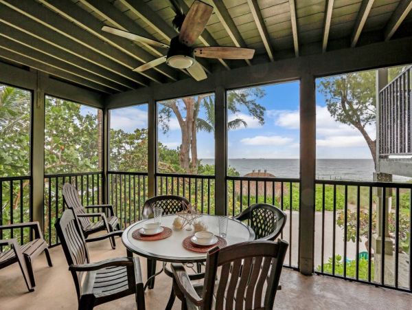 Charming Captiva Gulf-Front Retreat with Tropical Views and Private Beach Acces