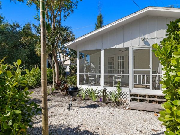 Charming Captiva Gulf-Front Retreat with Tropical Views and Private Beach Acces