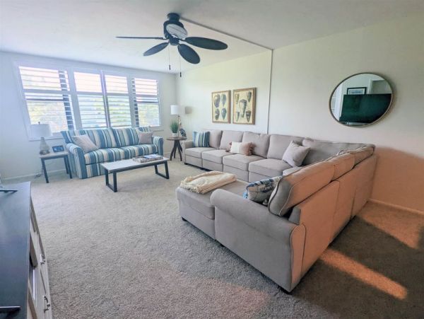 Sanibel 2 Bedroom Condo with Lanai & Ocean View