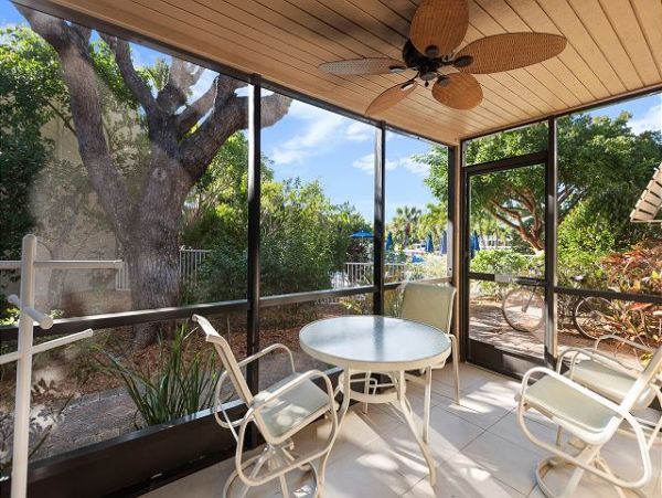 Charming Sanibel 3 Bedroom Condo Sleeps 6