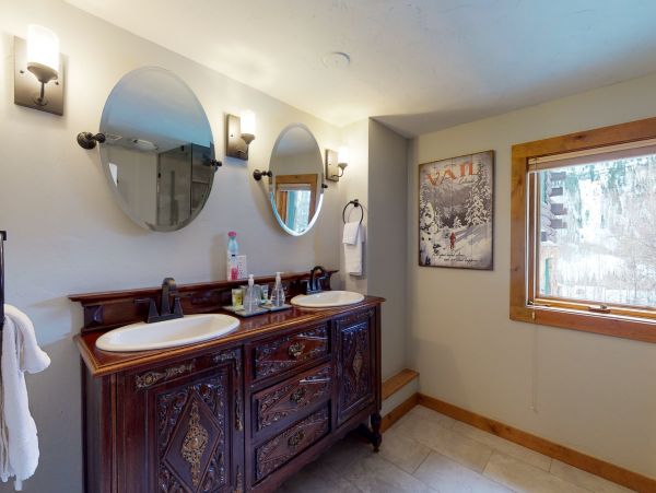 Vail Lionshead Home 1022644