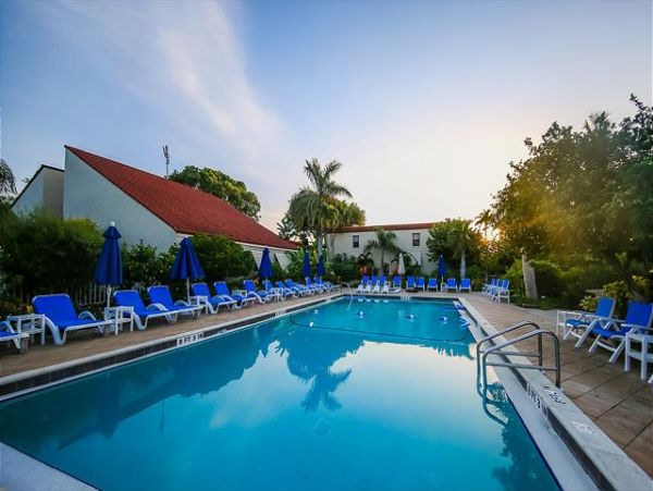 Lovely 2 Bedroom Condo in Sanibel Sleeps 4
