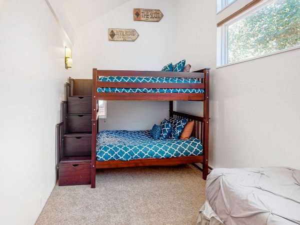 Vail Lionshead Home 1022650