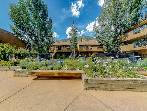 Vail Lionshead Home 1022650