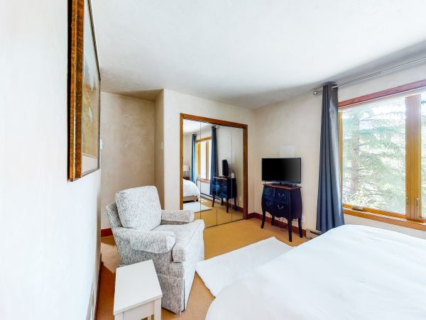 Vail Lionshead Home 1022654