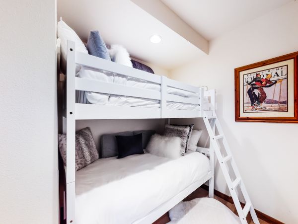 Vail Lionshead Home 1022654