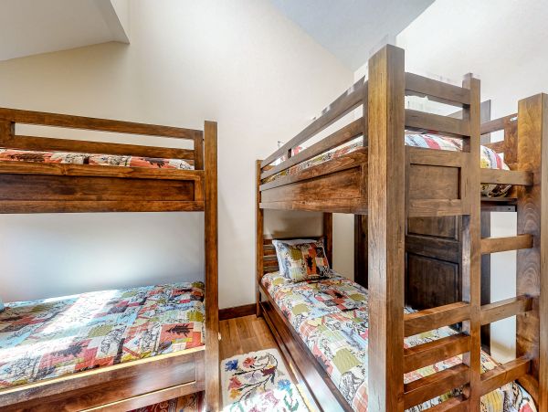 Vail Lionshead Home 1022659