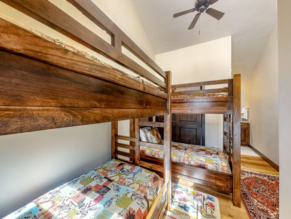 Vail Lionshead Home 1022659