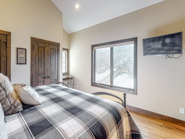 Vail Lionshead Home 1022659