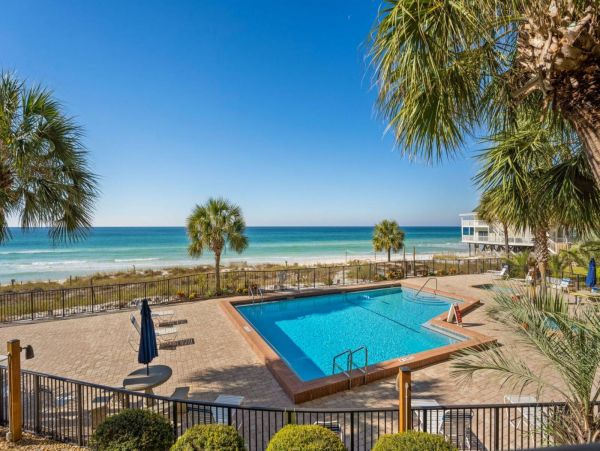 Oceanfront Three Bedroom Vacation Condo in Panama City Beach