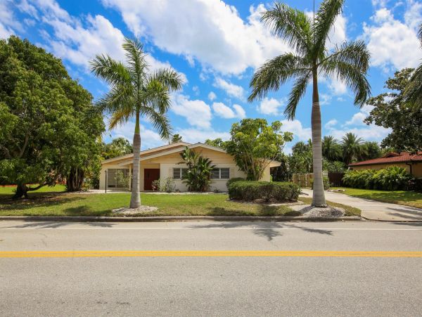 Lido Key Vacation Home Three Bedroom