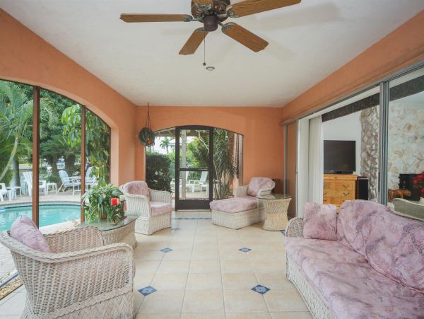 Lido Vacation Home Four Bedroom