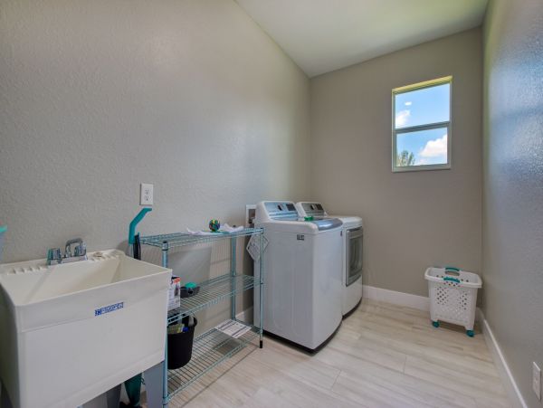 Cape Coral Home 1022753
