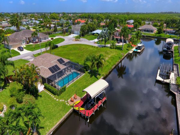 Cape Coral Home 1022754