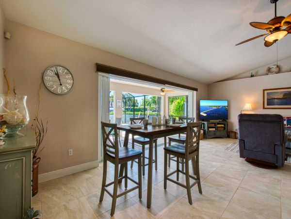 Cape Coral Home 1022754