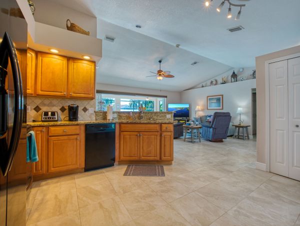 Cape Coral Home 1022754