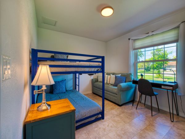 Cape Coral Home 1022754