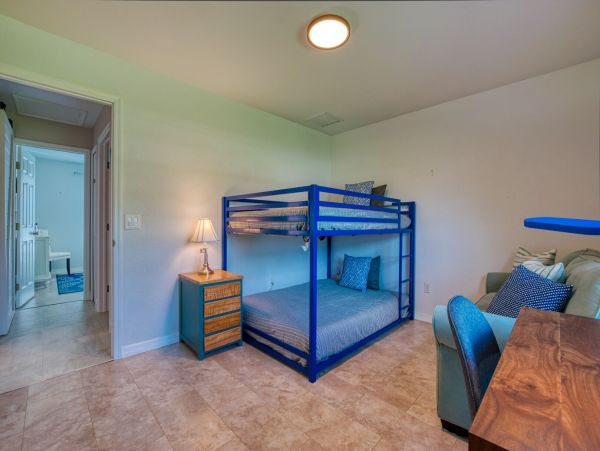 Cape Coral Home 1022754